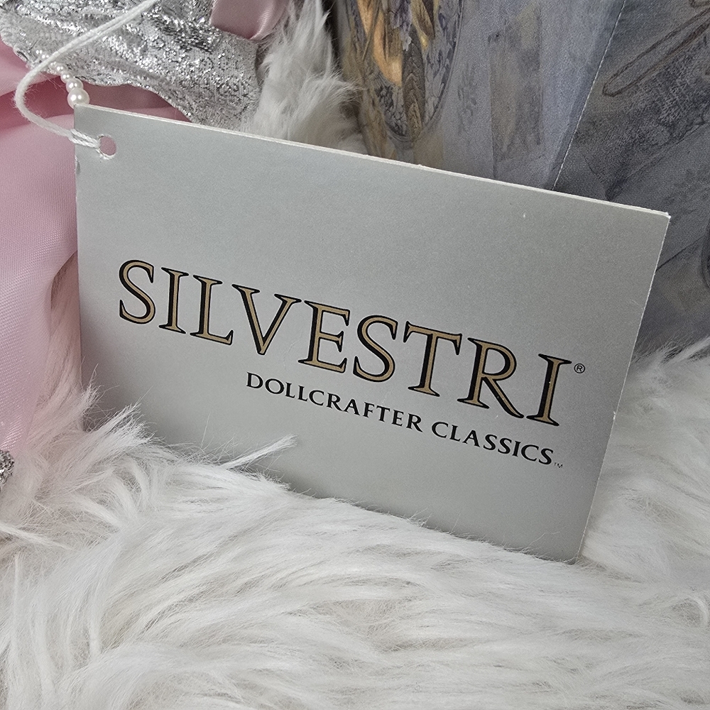 Silvestri Vintage Porcelain Doll - Picture 7 of 17